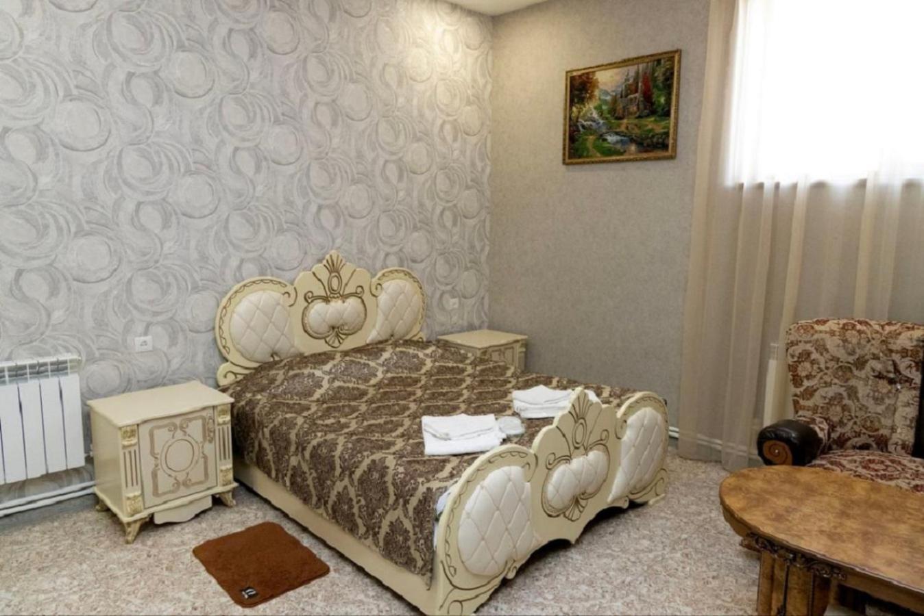 Noyemburg Hotel Noyemberyan ภายนอก รูปภาพ