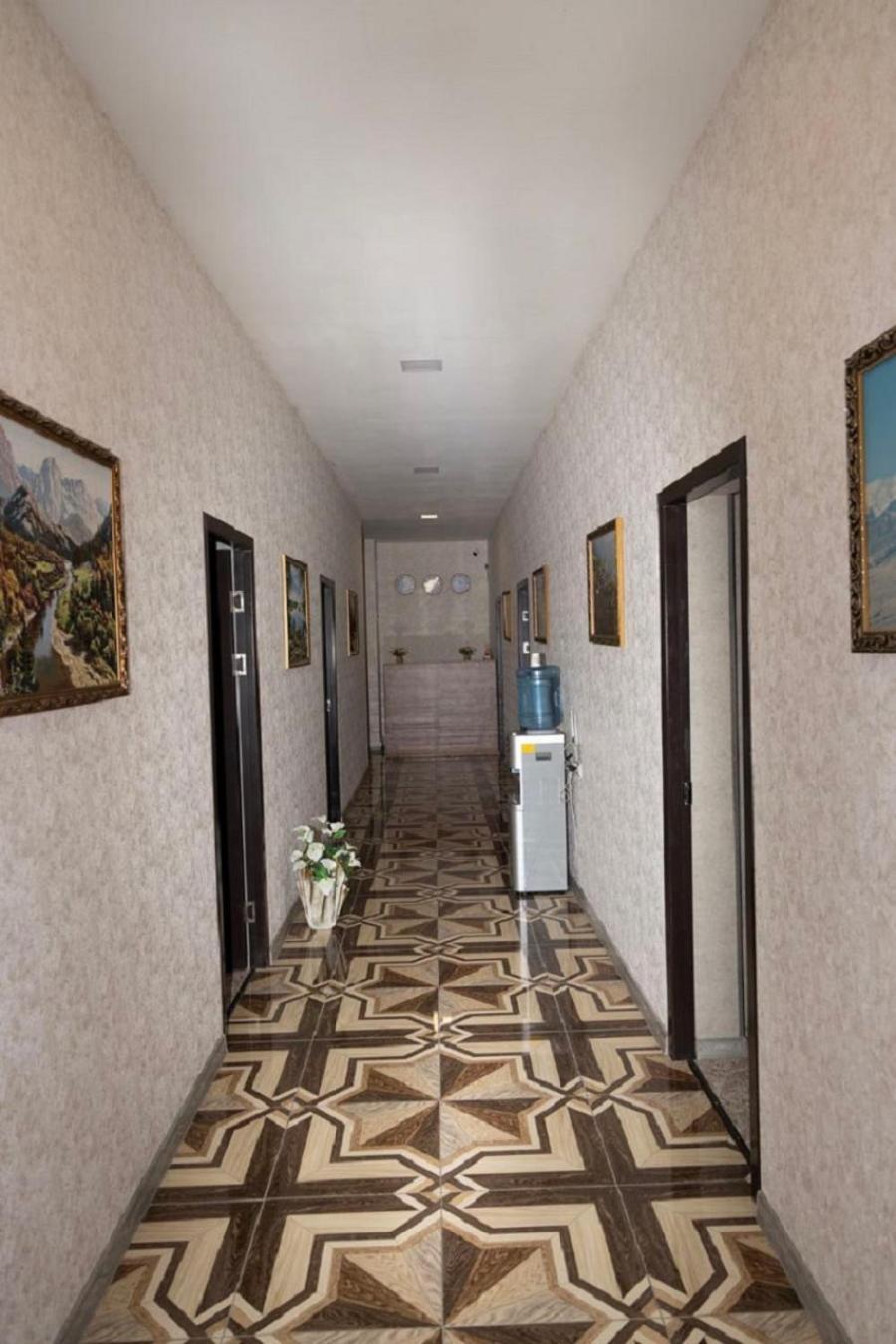 Noyemburg Hotel Noyemberyan ภายนอก รูปภาพ